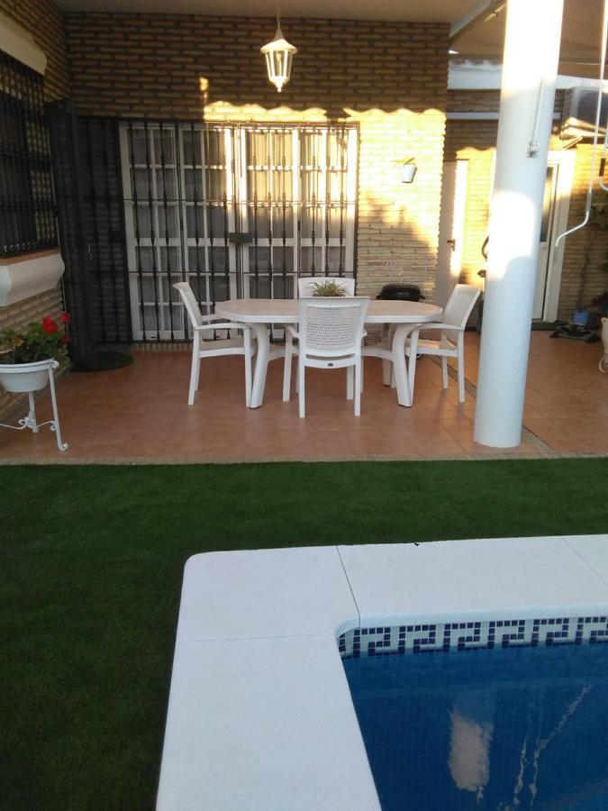 Chalet Con Encanto Villa Palomares del Rio Bagian luar foto