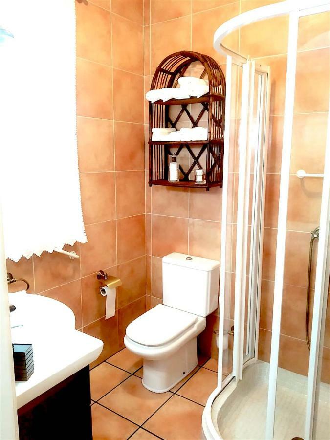 Chalet Con Encanto Villa Palomares del Rio Bagian luar foto
